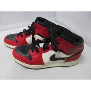 Nike Air Jordan 1 Mid GS 'Chicago Black Toe' 554725-069 Size 7Y